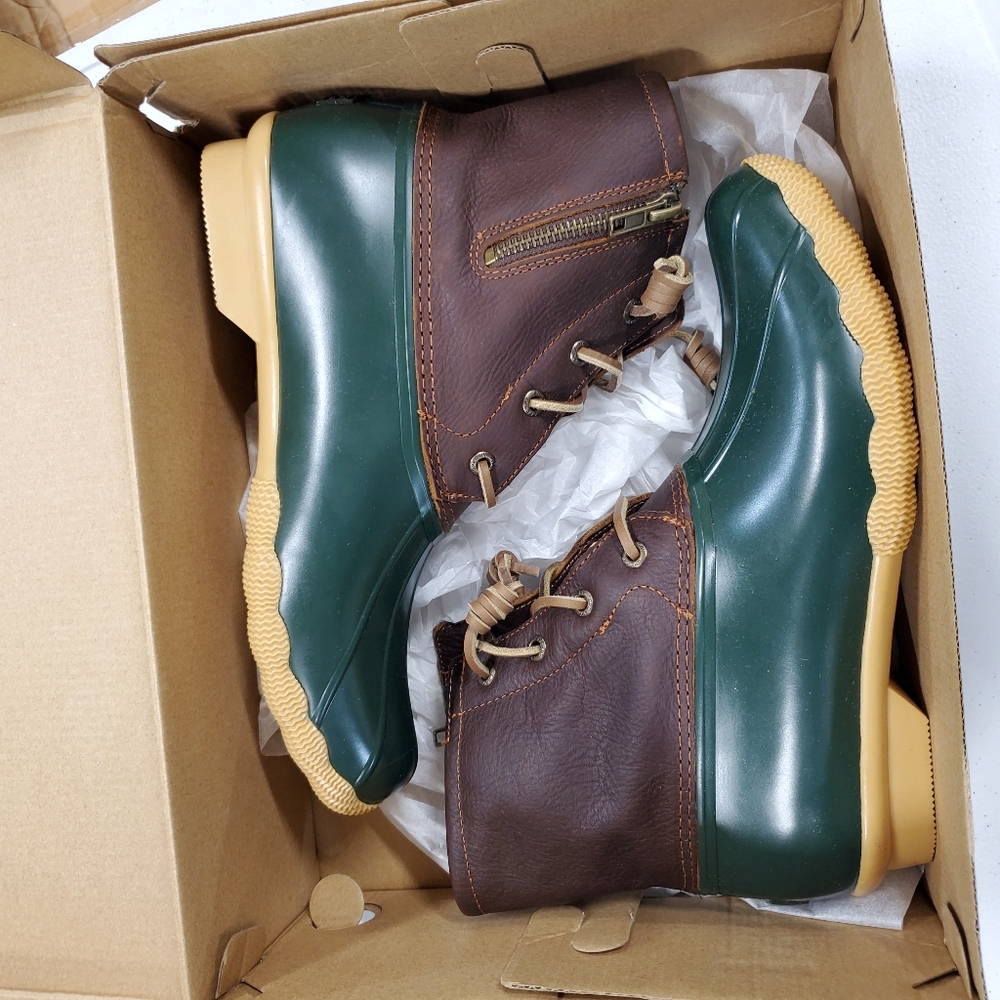 NEW Sperry Saltwater Waterproof Leather Duck Boots